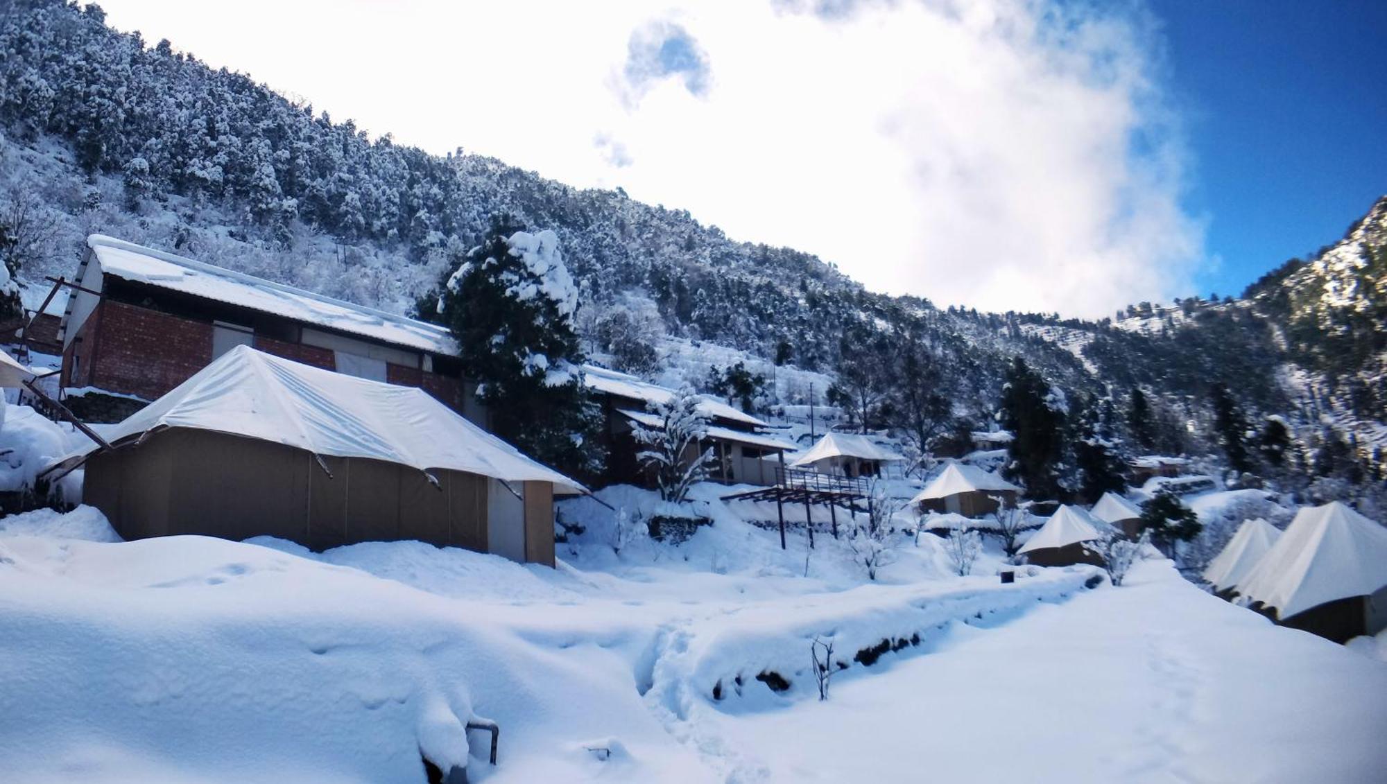Hotel The Bugyal Kanatal Exterior foto